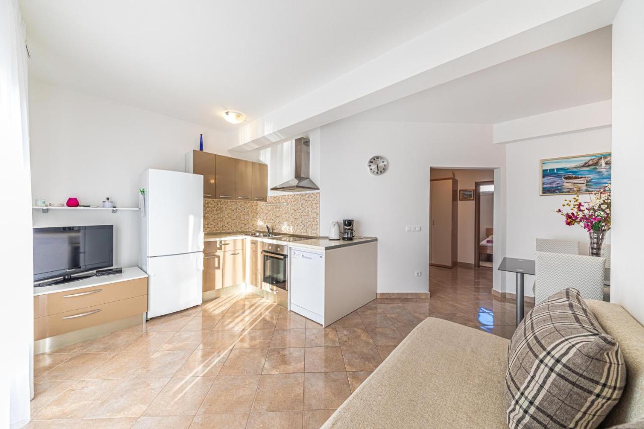Rajcic Apartments Rogoznica  Kültér fotó