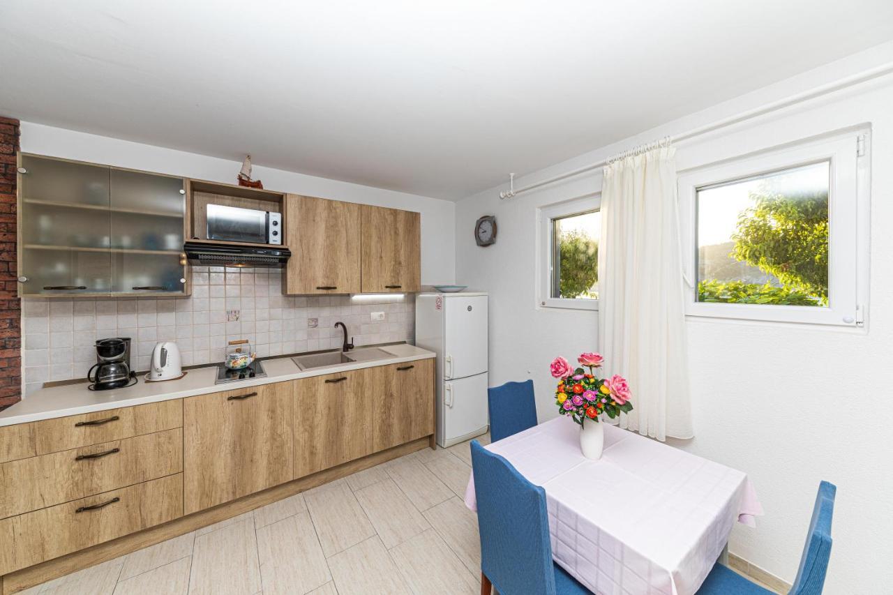 Rajcic Apartments Rogoznica  Kültér fotó