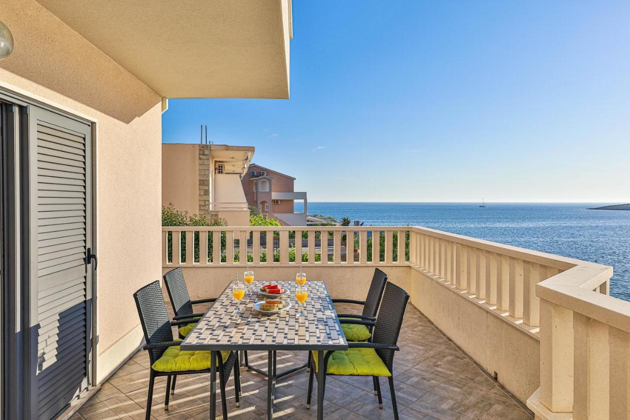 Rajcic Apartments Rogoznica  Kültér fotó