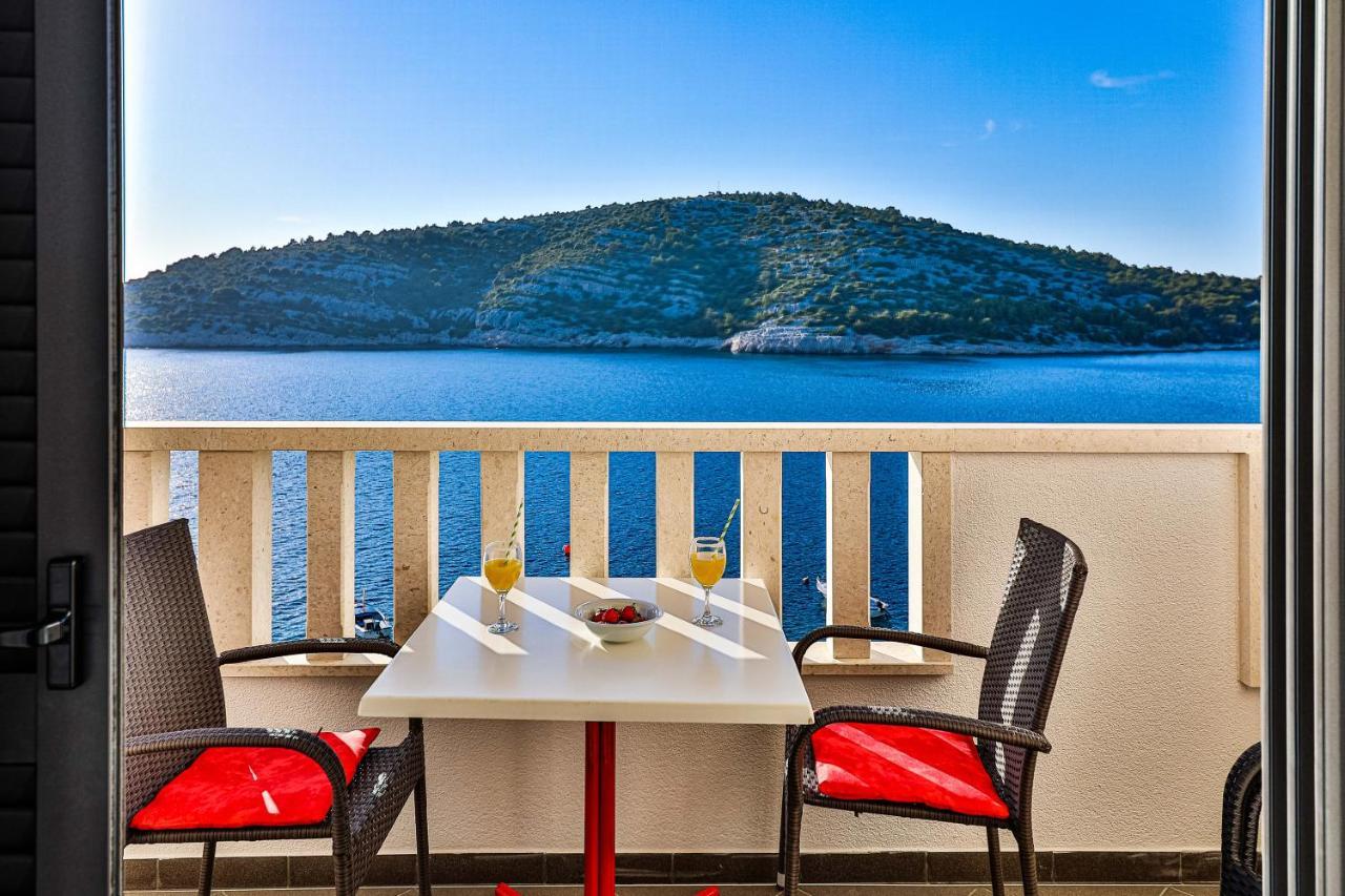 Rajcic Apartments Rogoznica  Kültér fotó