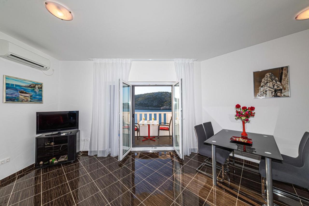 Rajcic Apartments Rogoznica  Kültér fotó